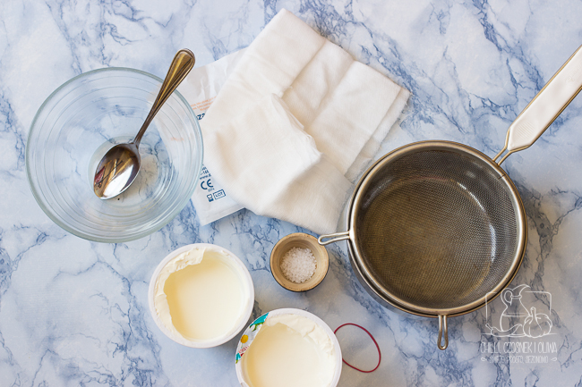 Jak zrobić labneh (ser z jogurtu)? - przepis krok po kroku / Chilli, Czosnek i Oliwa