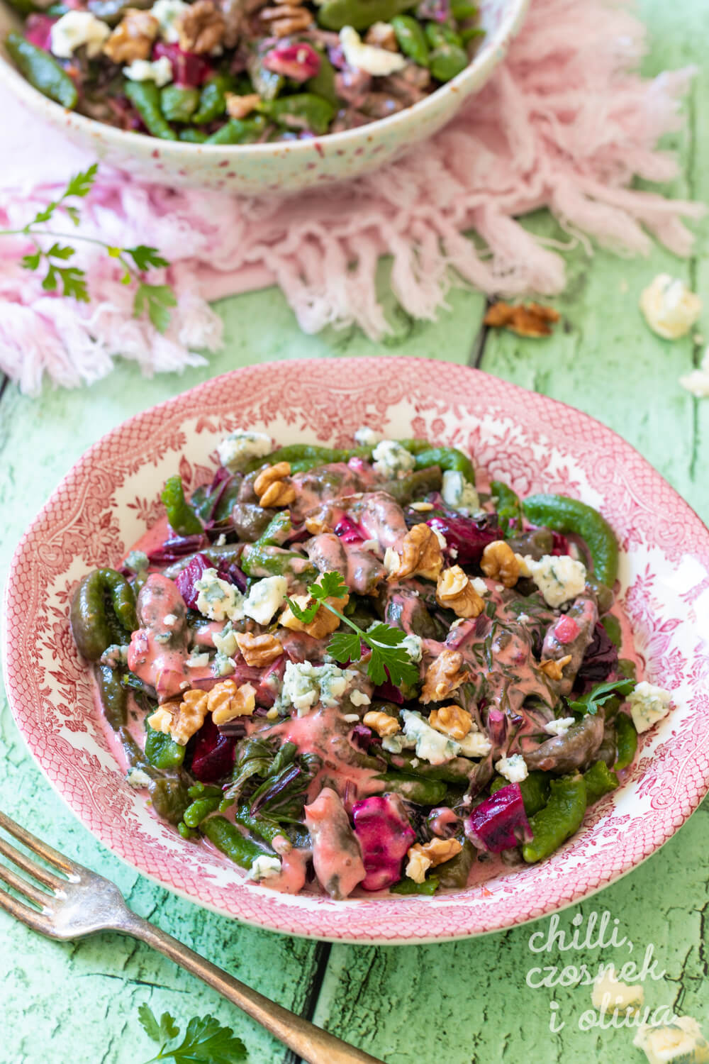 Kluski z sosem śmietanowym z botwinką i serem pleśniowym 8 Kluski z sosem śmietanowym z botwinką i serem pleśniowym